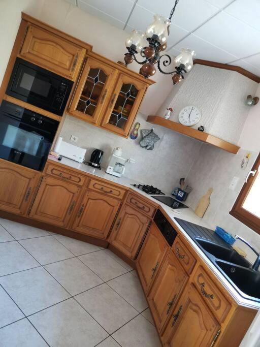 Willa Maison De Campagne Avec Lac Prive Saint-Côme-dʼOlt Zewnętrze zdjęcie